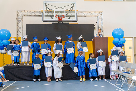 FlatbushKinderGrad_240625_6775